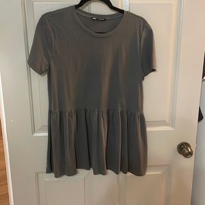 NEW ZARA TOP SIZE M